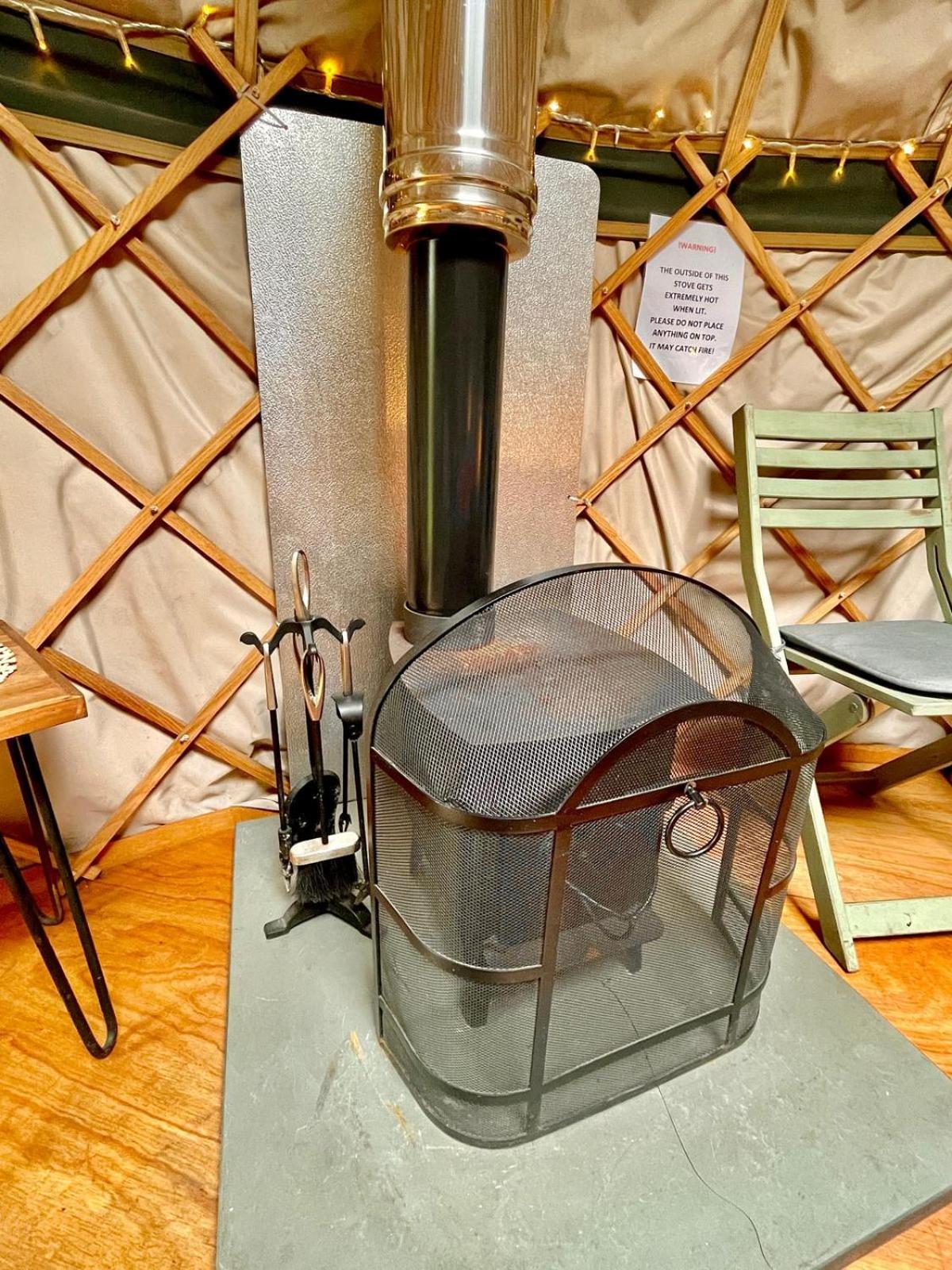 Hotel Stamford Meadows Glamping With Private Hot Tubs Zewnętrze zdjęcie